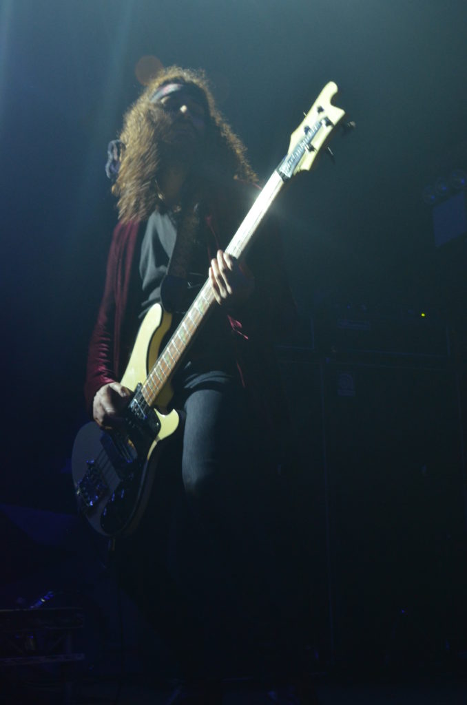Ian Peres of Wolfmother, Photo credit: Reed Yurman